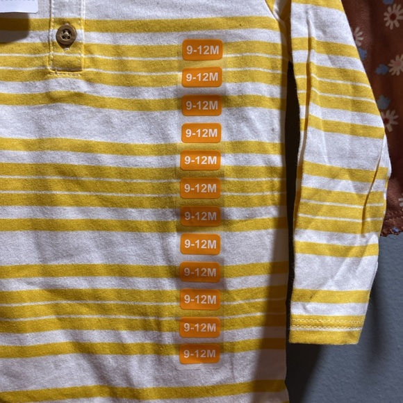 BRAND NEW BABY GIRL 4 PIECE SET SIZE 9-12 MONTHS OKD! NWT. SMOKE FREE HOME! - Picture 3 of 6